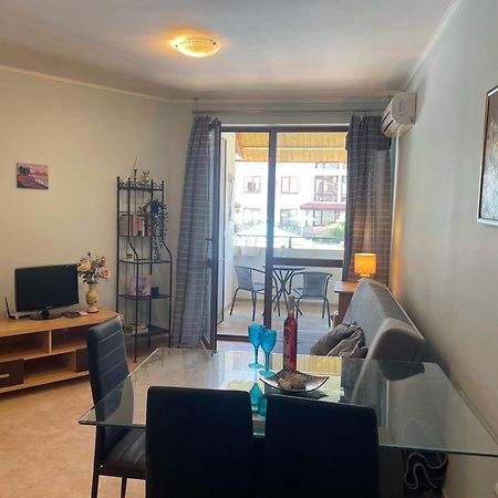 Private Apartments In Apolon Rawda Exterior foto