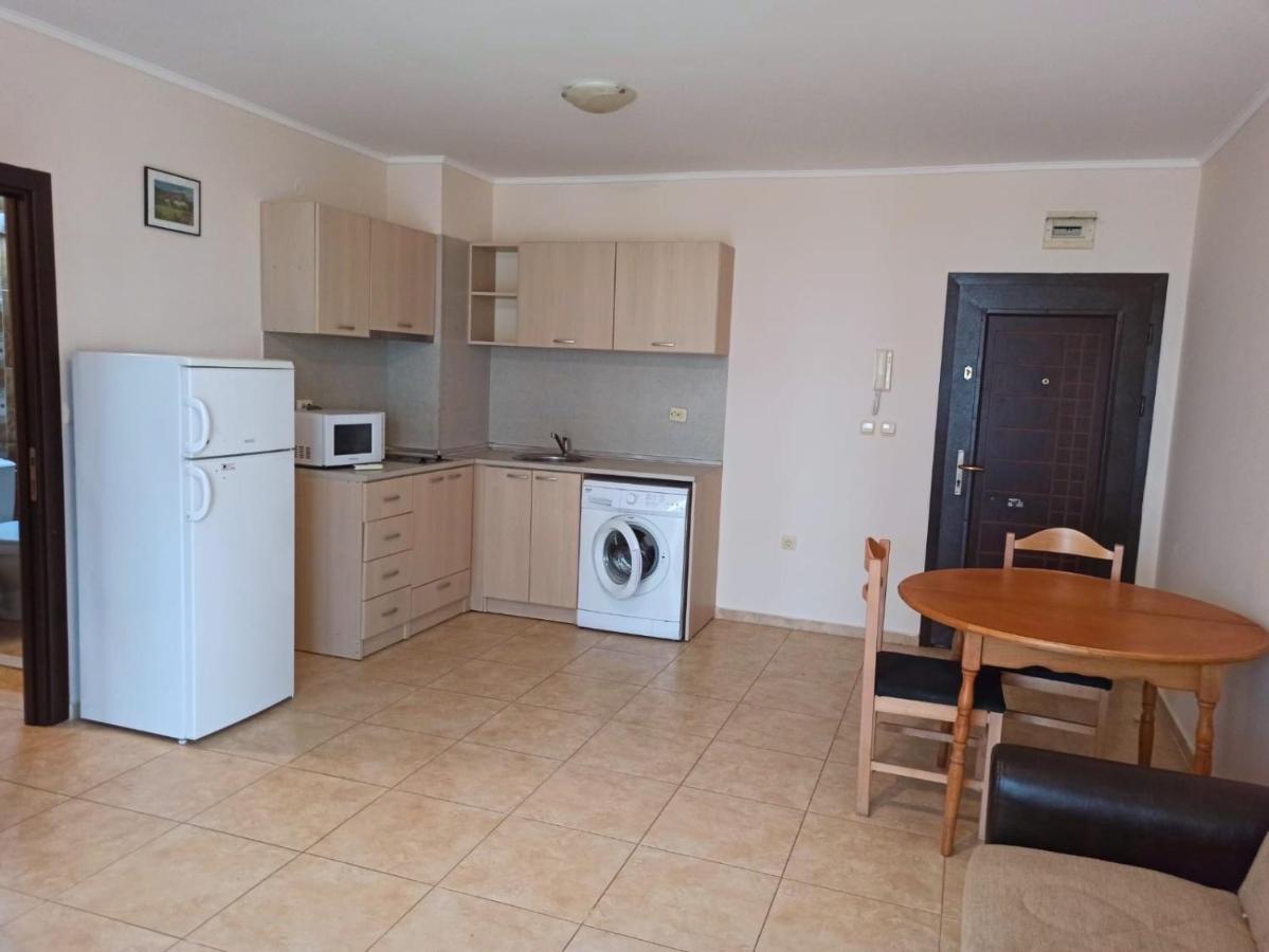 Private Apartments In Apolon Rawda Exterior foto